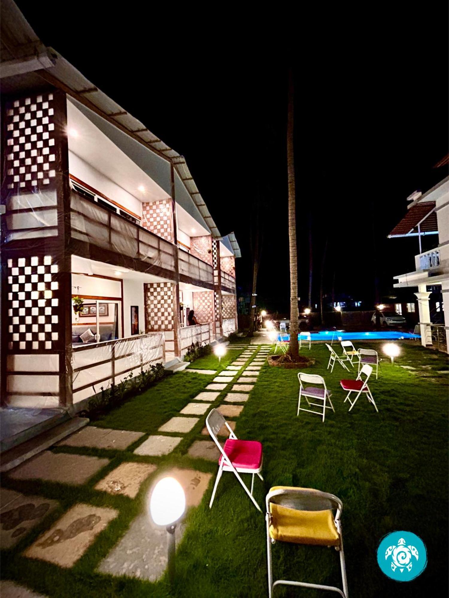 White Turtle Hotel Morjim Extérieur photo